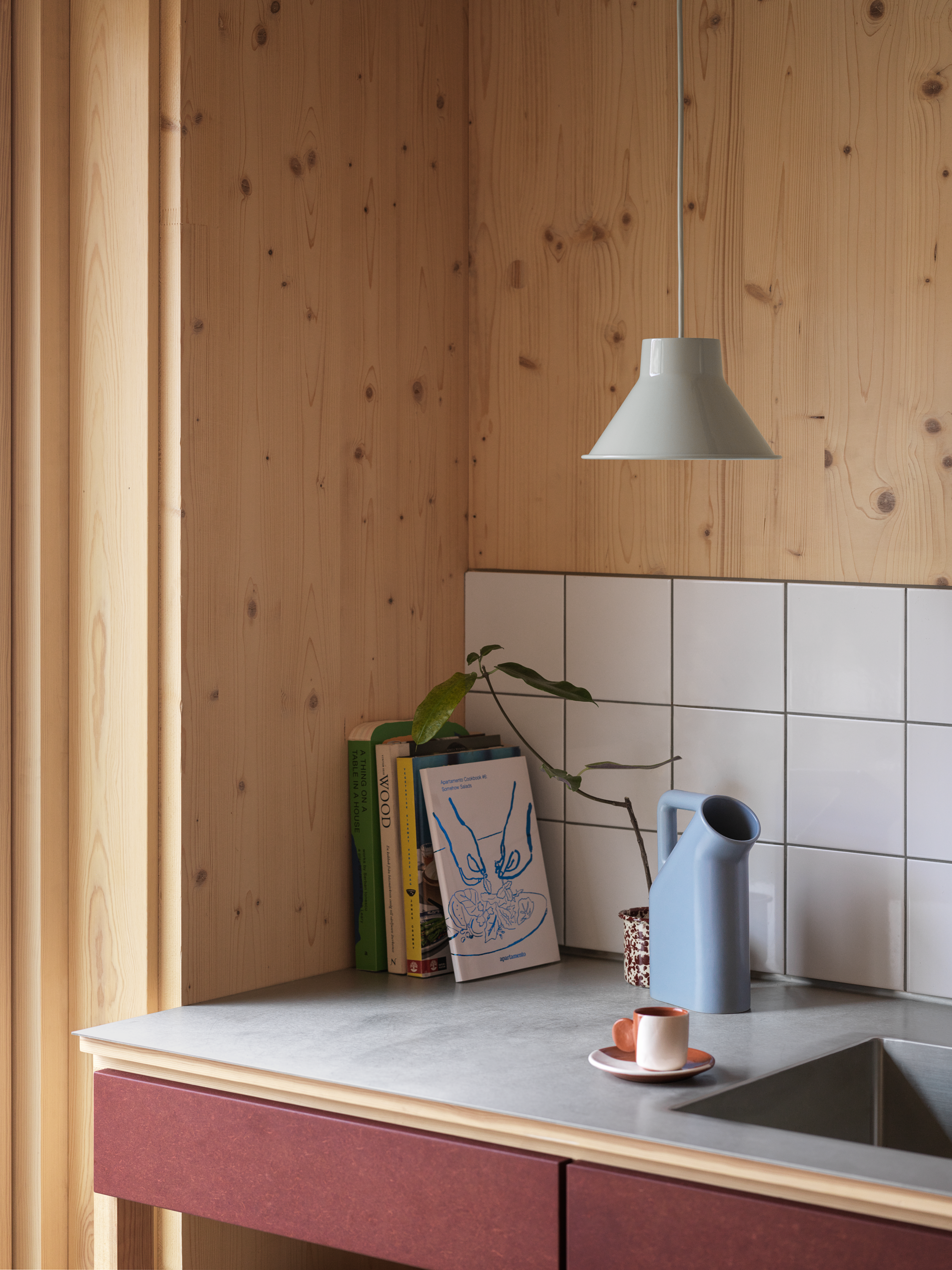 Top Pendant Lamp Ø21 in Grey - Tub Jug in Pale Blue 